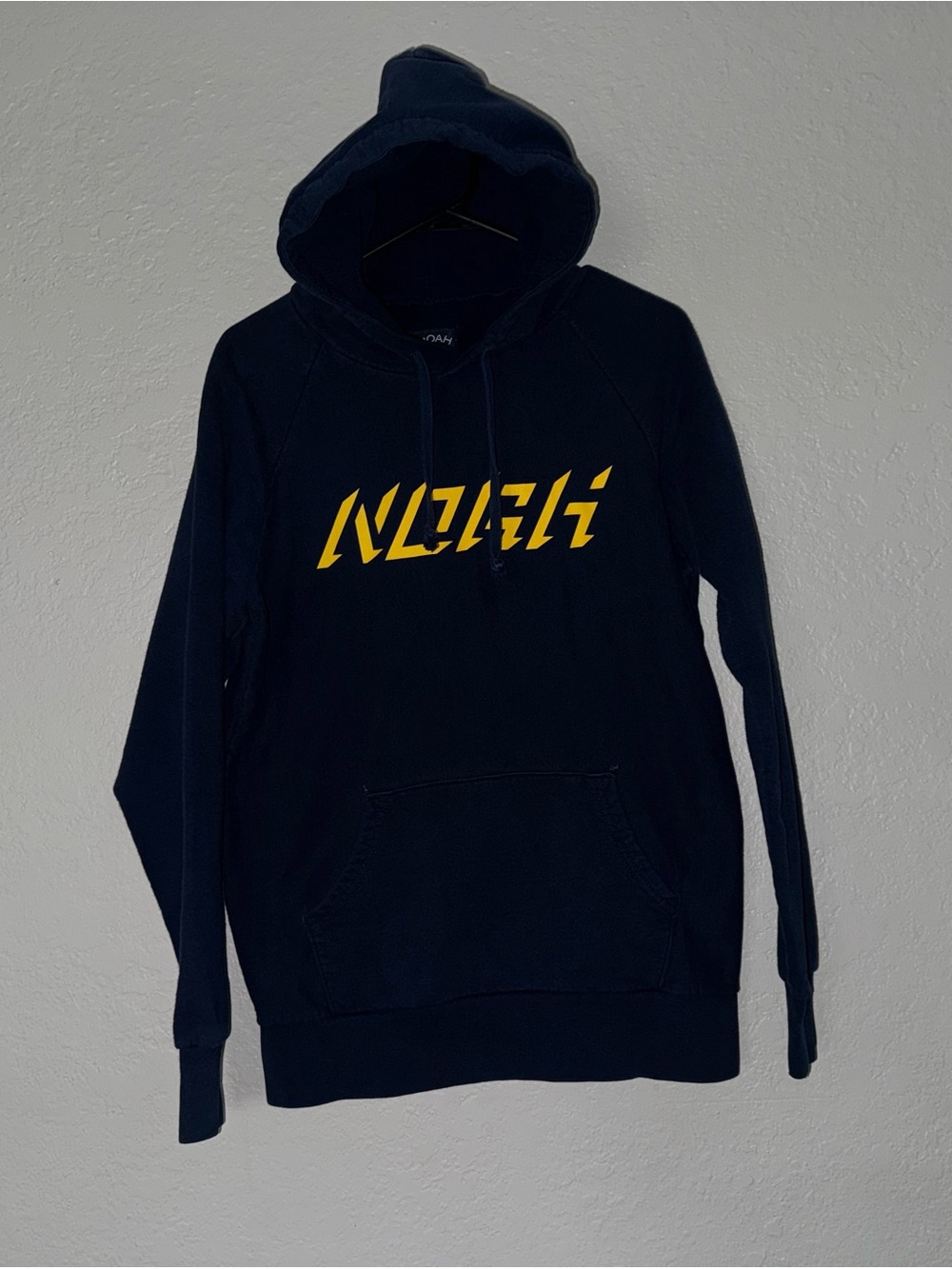 Noah nyc New York City Ny AO logo hoody Pullover Hoodie supreme. Aime only vans.